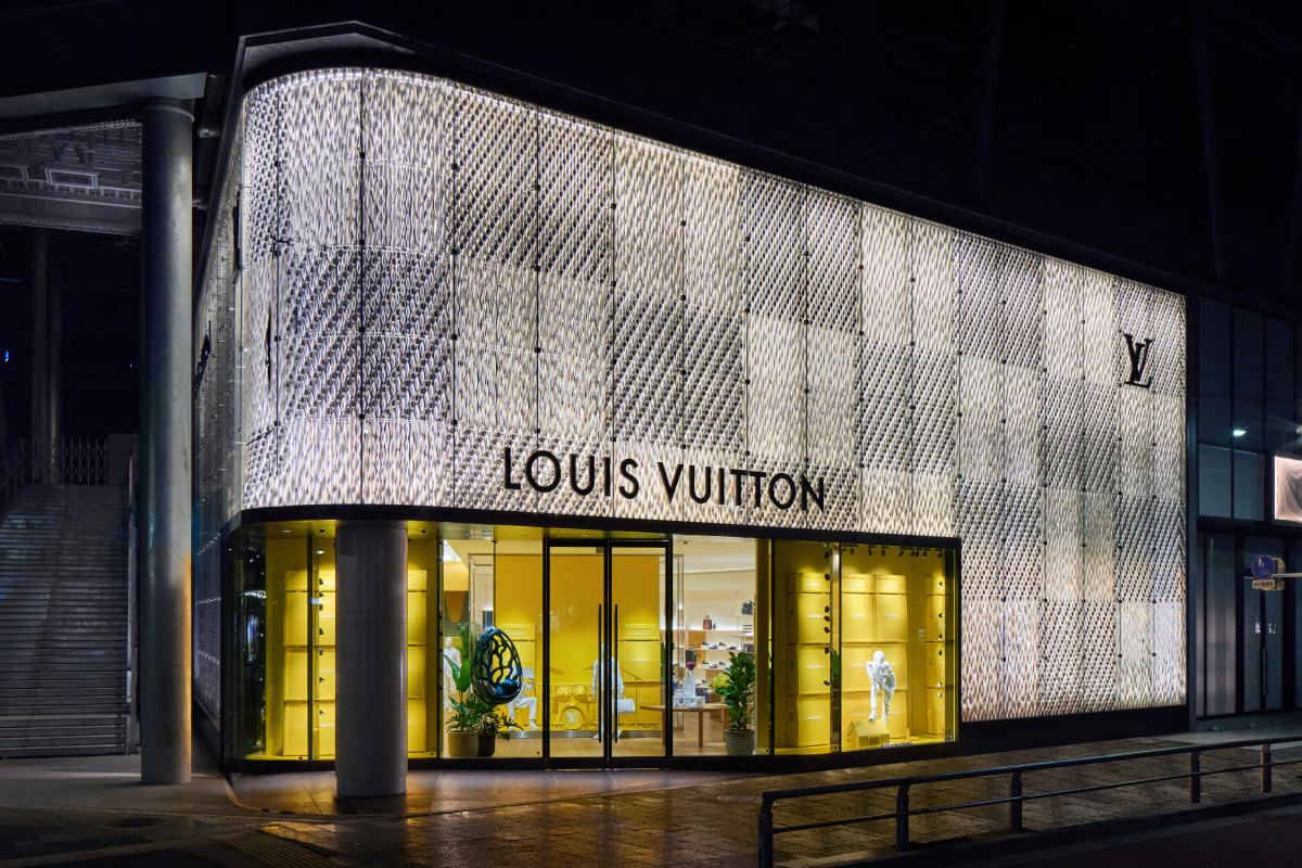 建築；精品；Louis Vuitton